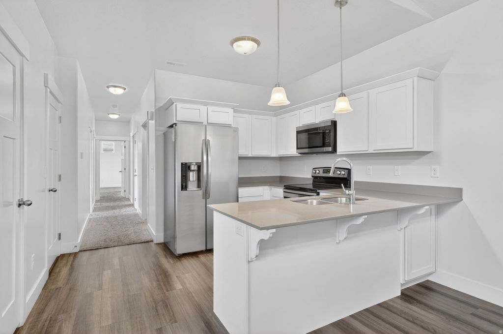 Photo of 698 N 380 W #AA 303, Vineyard, UT 84059 (MLS # 2153405)