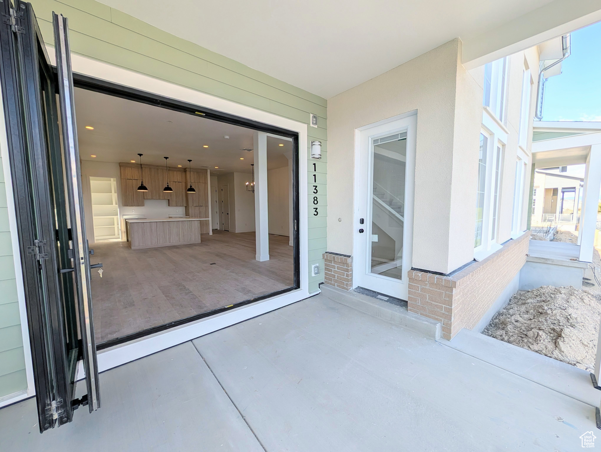 DAYBREAK - Residential Income