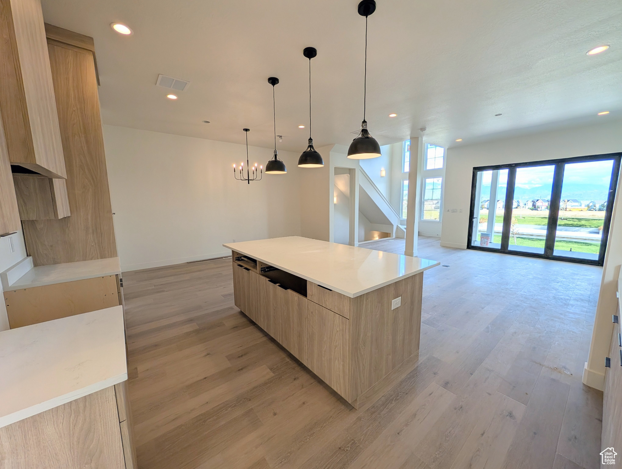 DAYBREAK - Residential Income