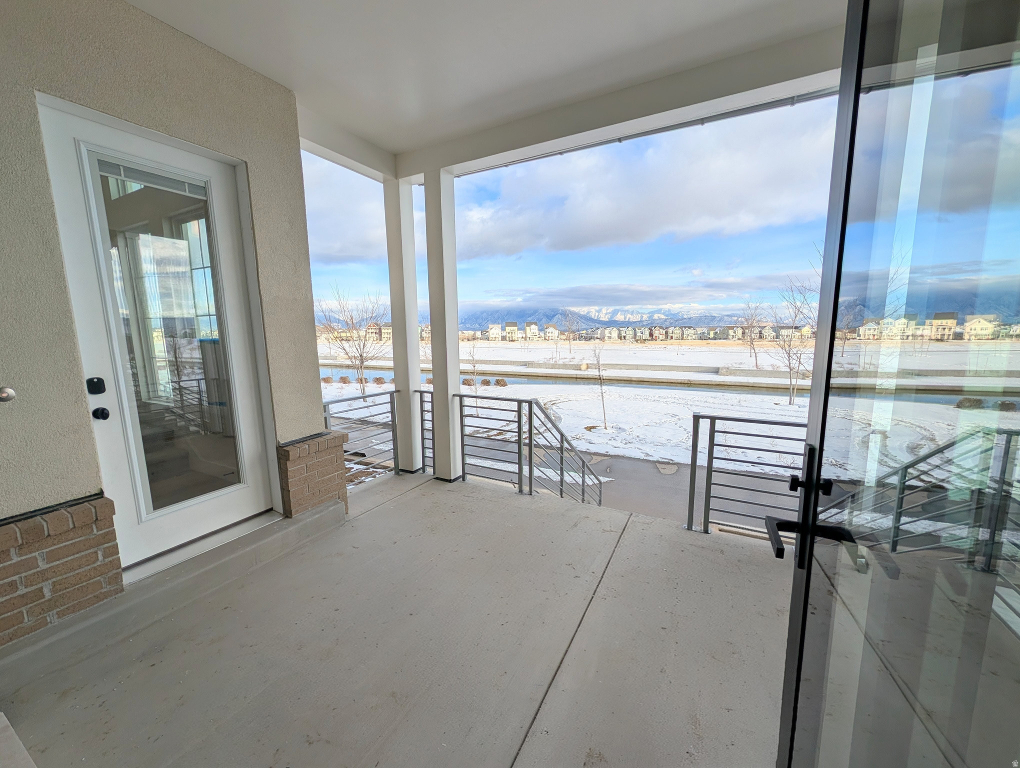 DAYBREAK - Residential Income