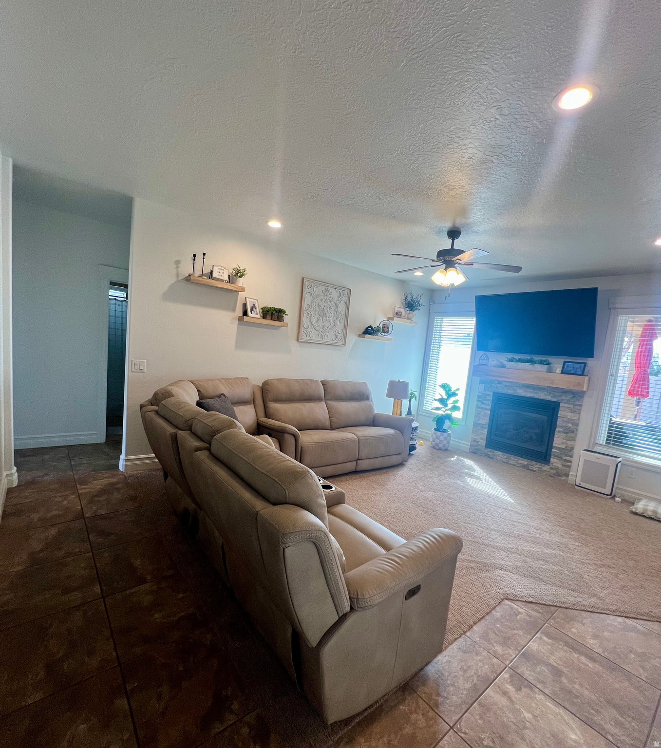 SUNRISE KNOLLS - Residential