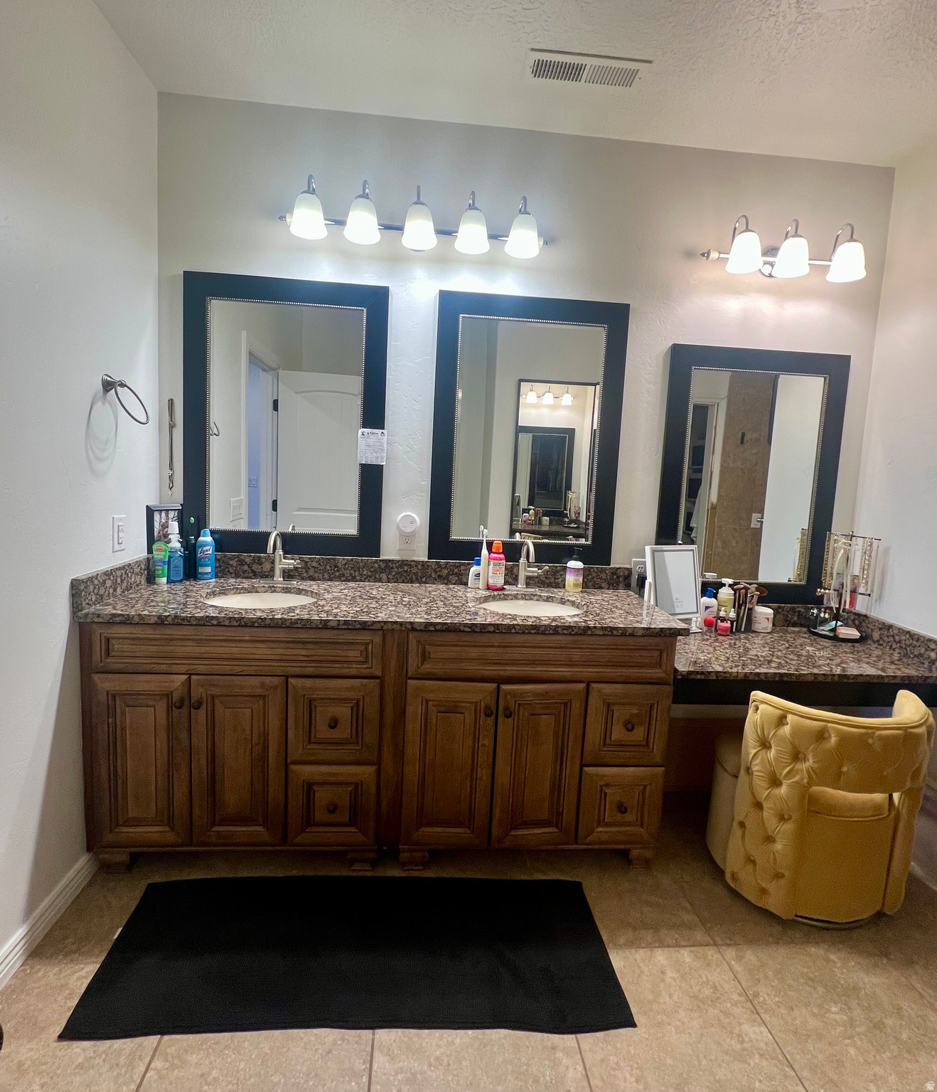 SUNRISE KNOLLS - Residential