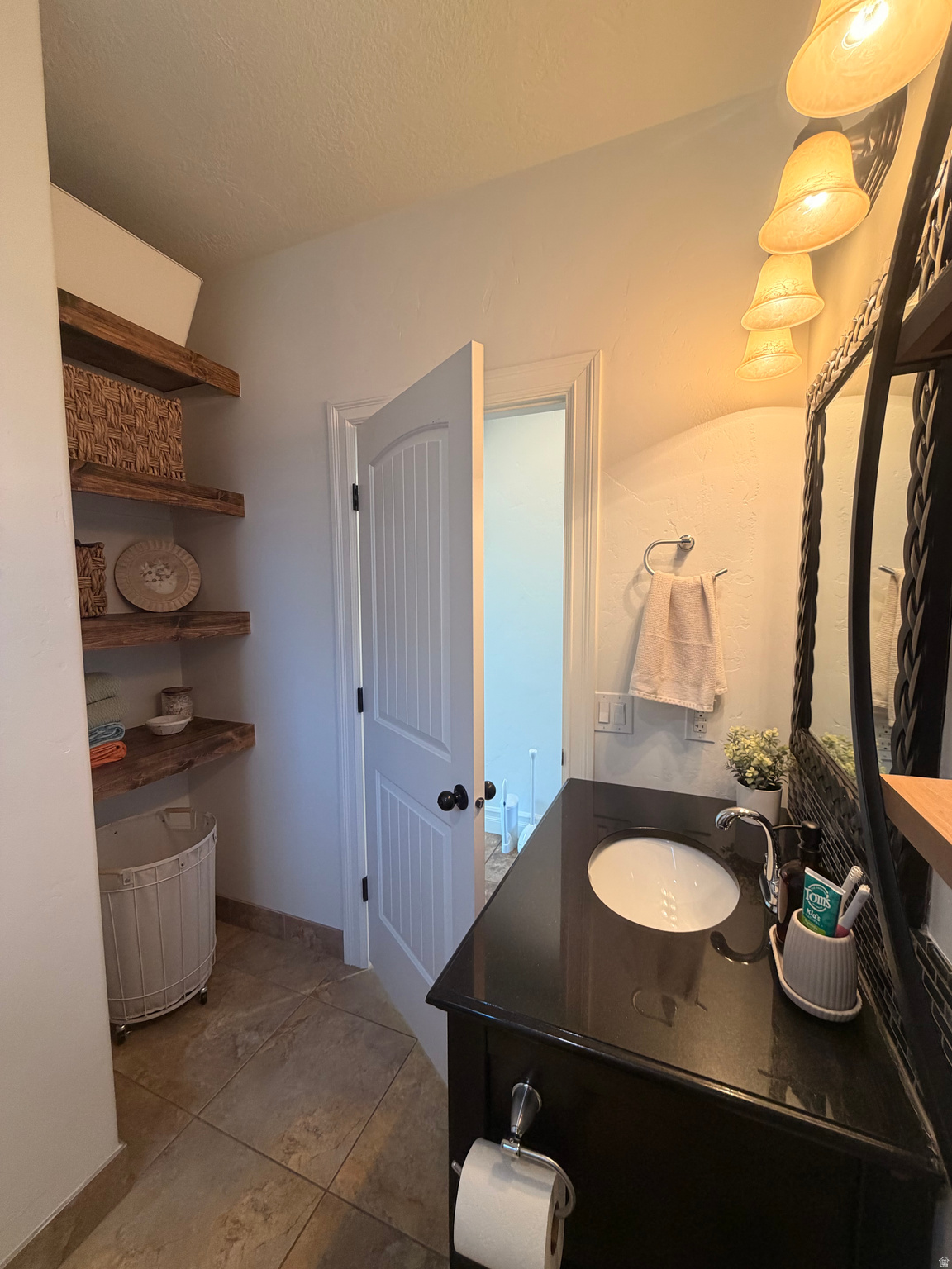 SUNRISE KNOLLS - Residential