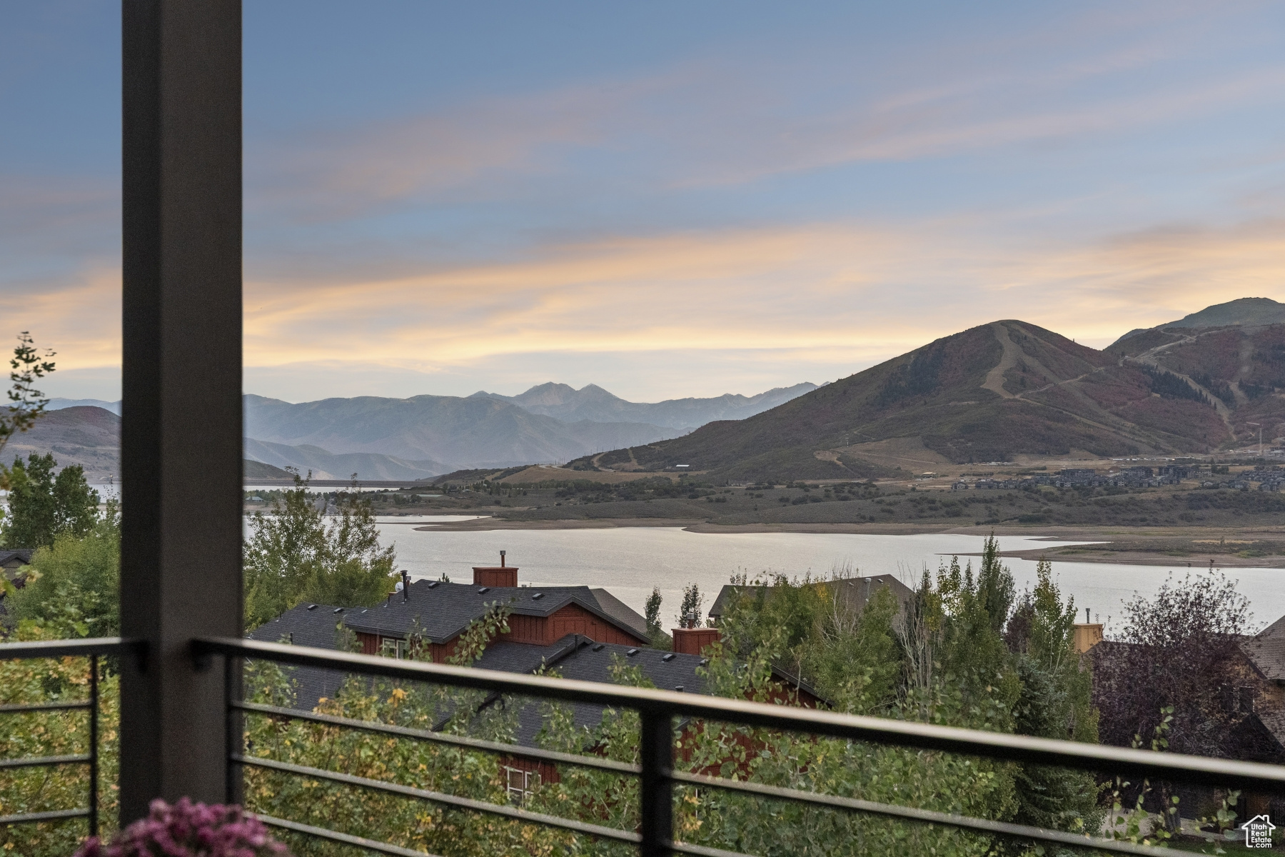 Kamas, Utah 84036, United States, 5 Bedrooms Bedrooms, ,5 BathroomsBathrooms,Residential,Active,215438