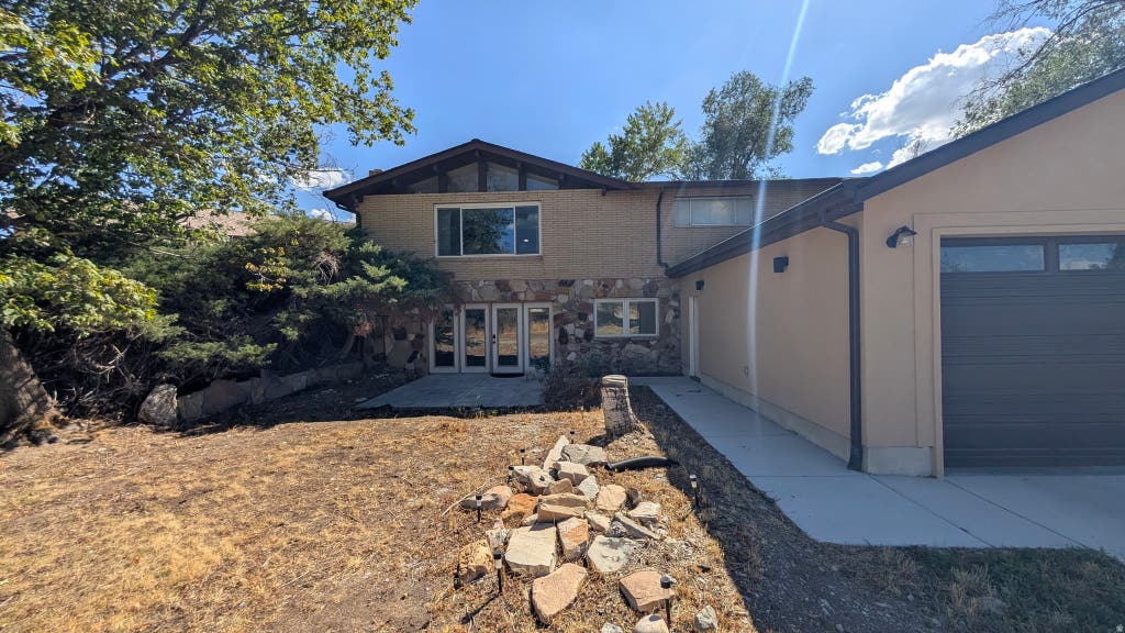 Photo of 10585 N 6400 W, Highland, UT 84003 (MLS # 2175948)