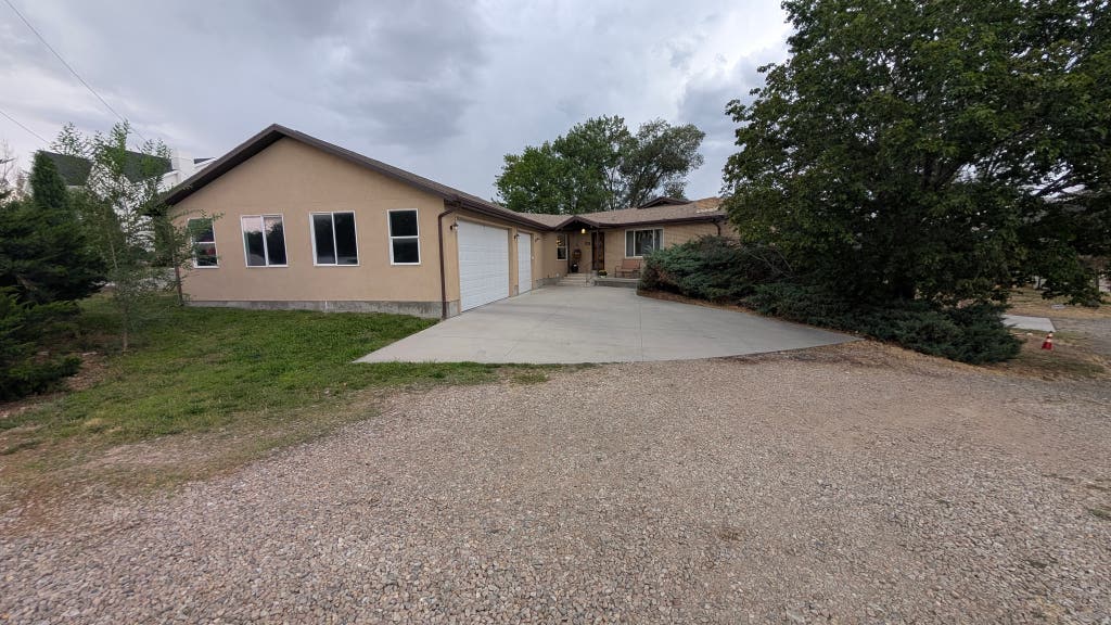 Photo of 10585 N 6400 W, Highland, UT 84003 (MLS # 2175948)