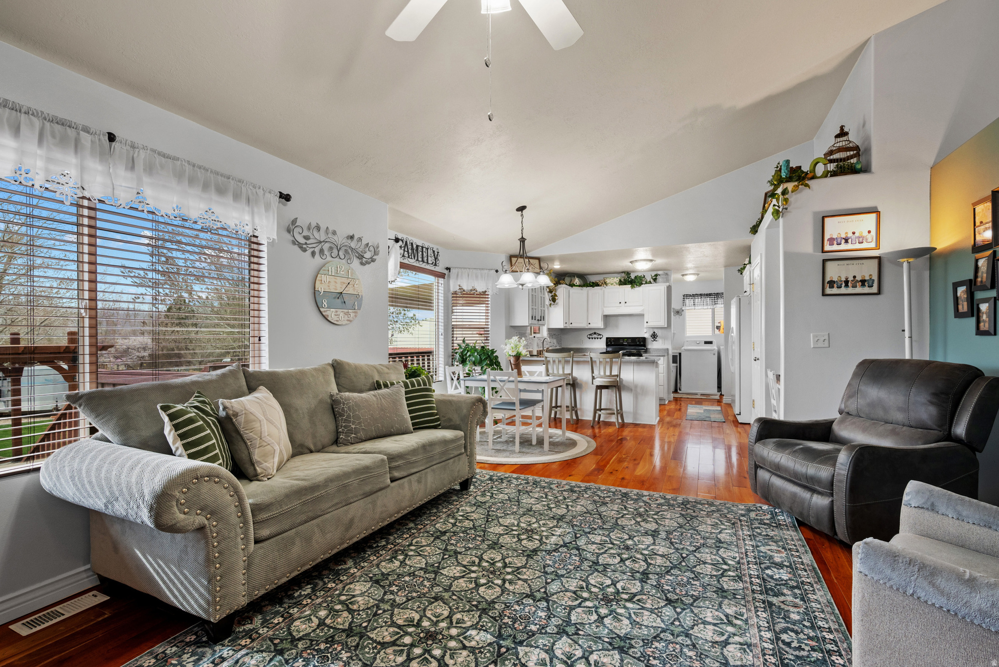 COUNTRYSIDE ESTATES - Residential