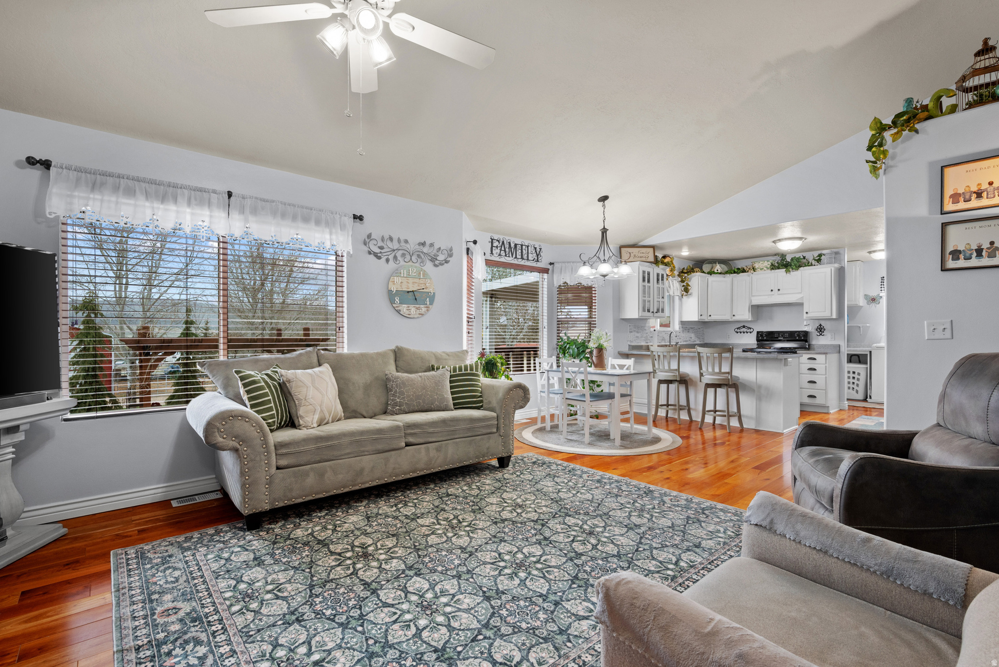 COUNTRYSIDE ESTATES - Residential