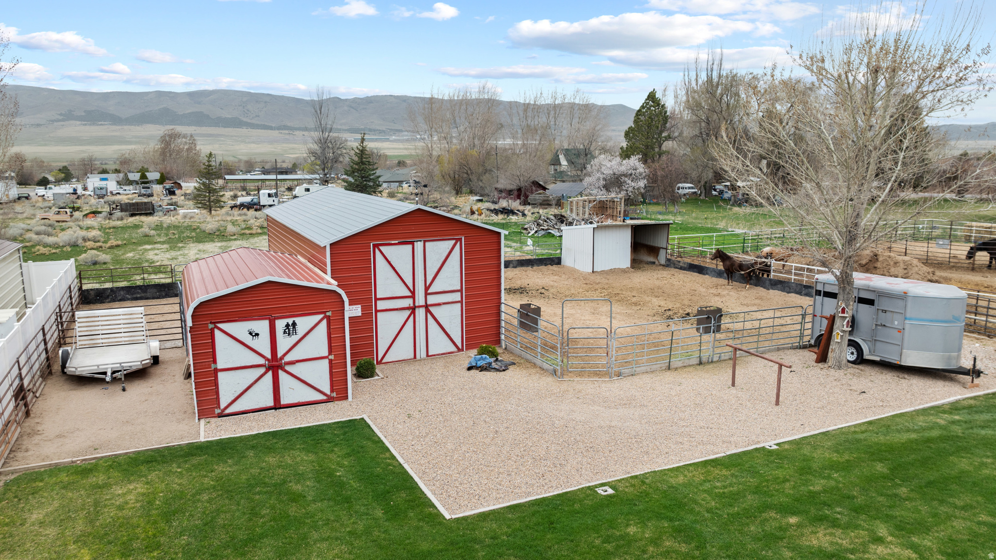 COUNTRYSIDE ESTATES - Residential