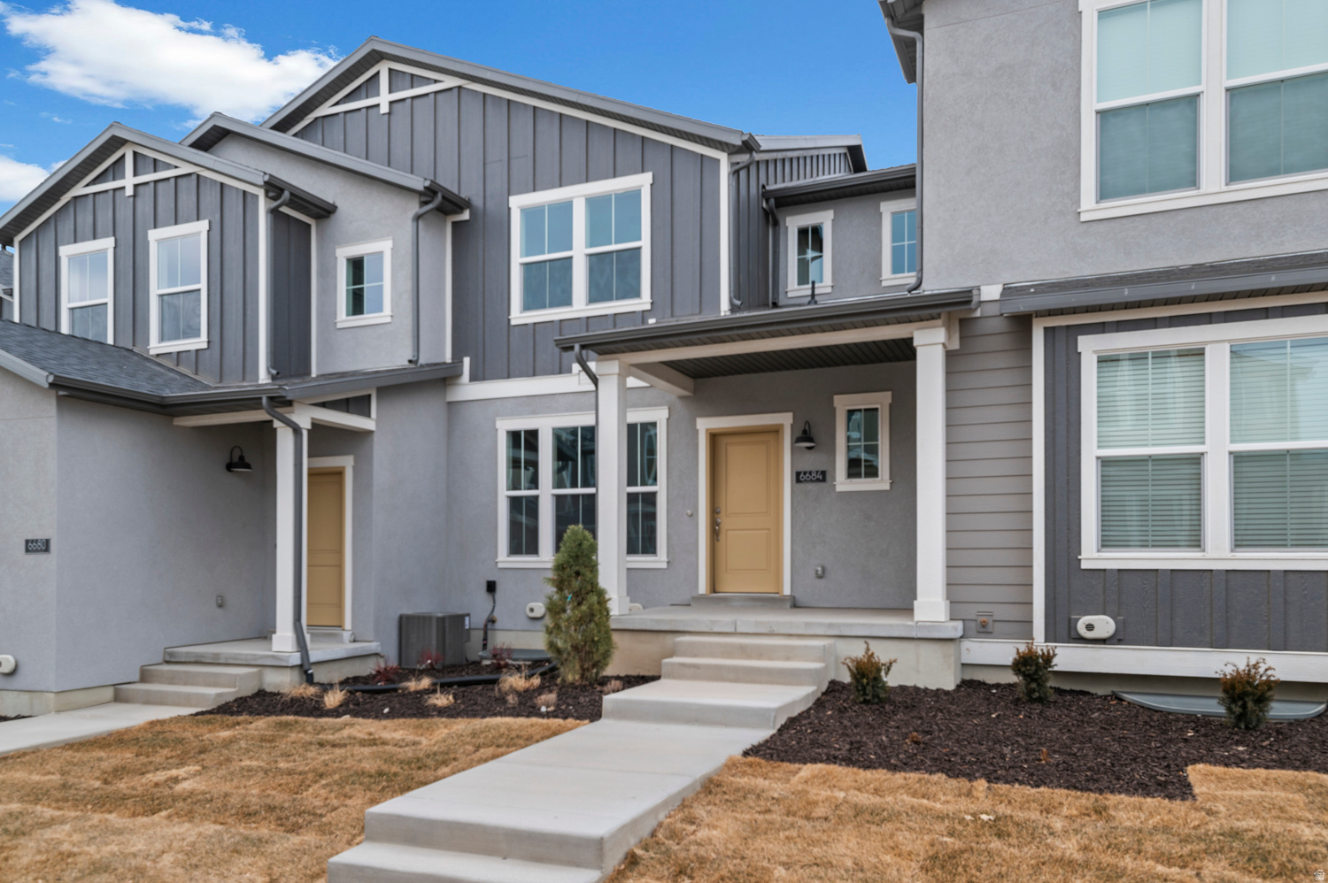 OVERLAND TOWNS V2 419 - Residential