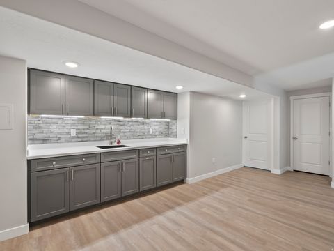 Tiny photo for 611 S 2100 W, Lehi, UT 84043 (MLS # 2154850)