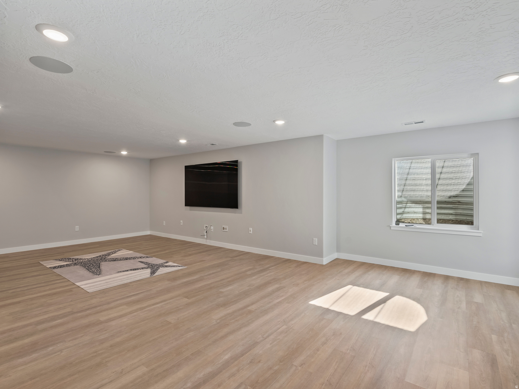 DAPPLE GRAY TRAILS - Residential