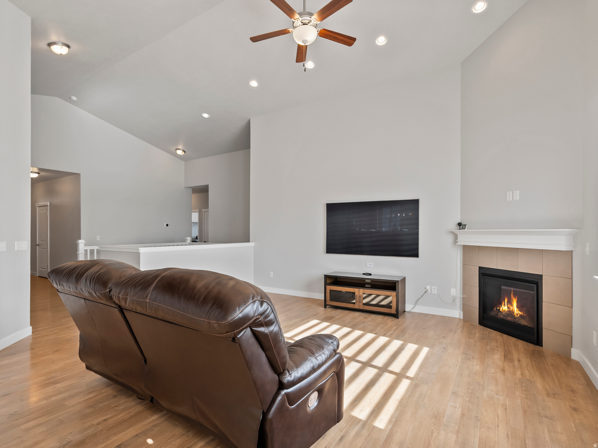 DAPPLE GRAY TRAILS - Residential