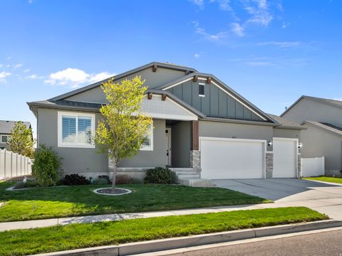 Tiny photo for 611 S 2100 W, Lehi, UT 84043 (MLS # 2154850)