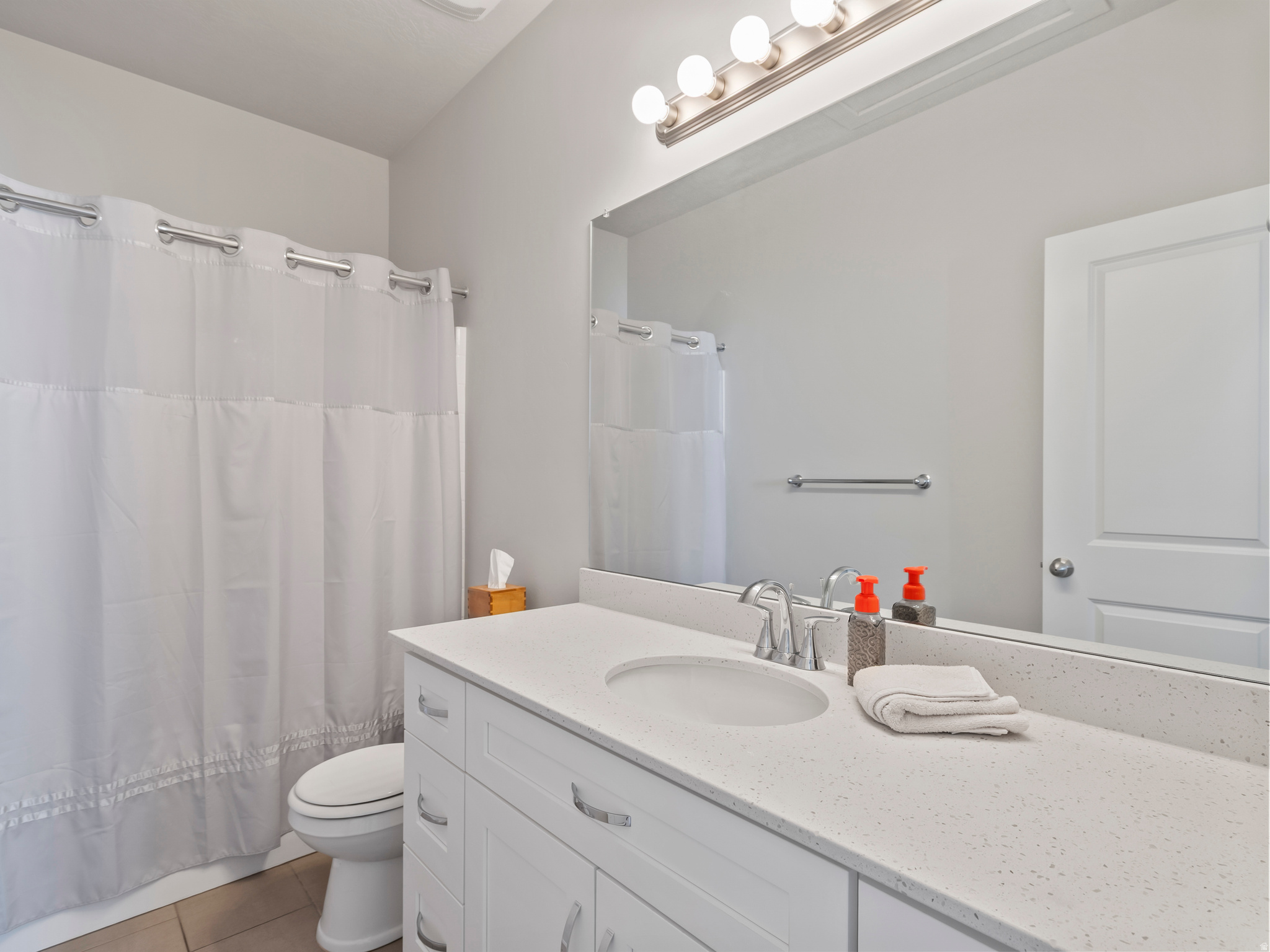 DAPPLE GRAY TRAILS - Residential