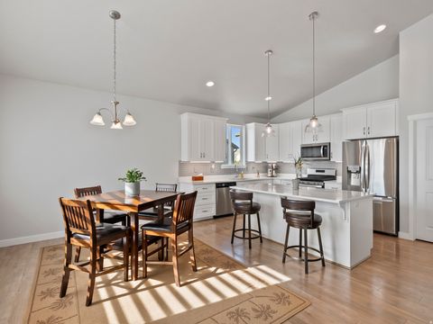 Tiny photo for 611 S 2100 W, Lehi, UT 84043 (MLS # 2154850)
