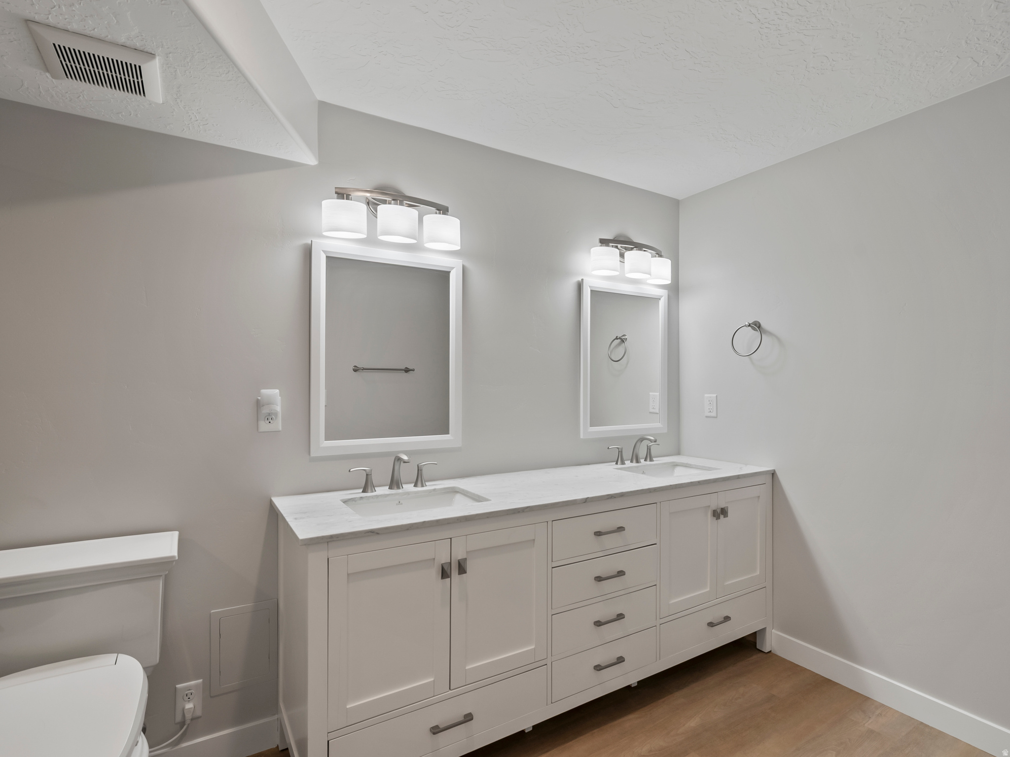 DAPPLE GRAY TRAILS - Residential