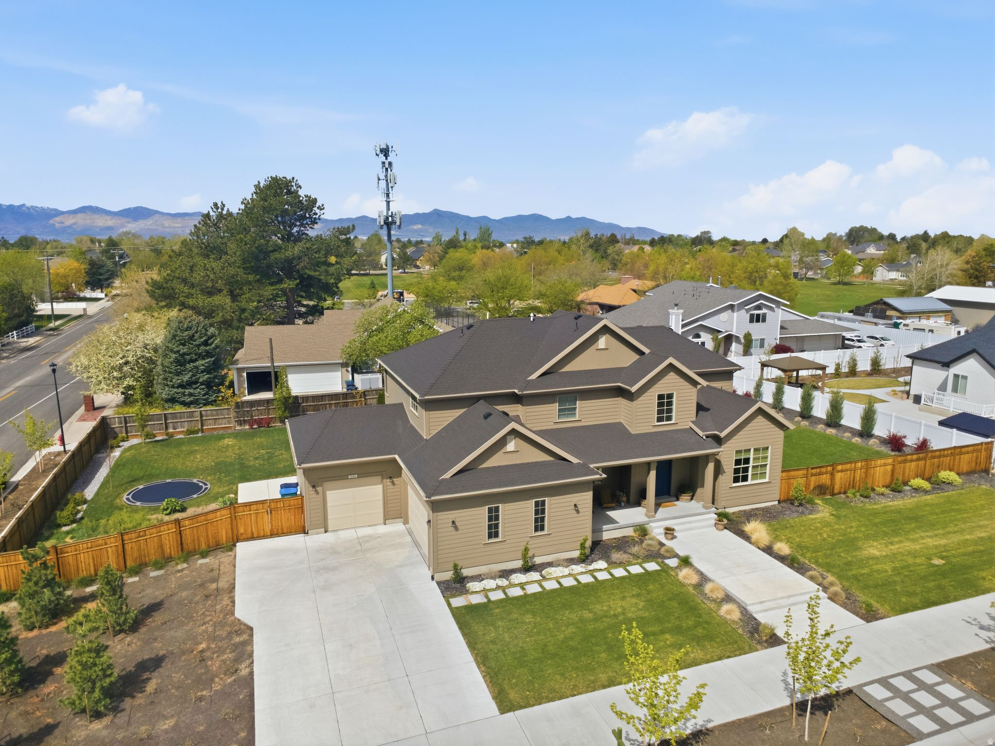 CANYON COVE - Residential