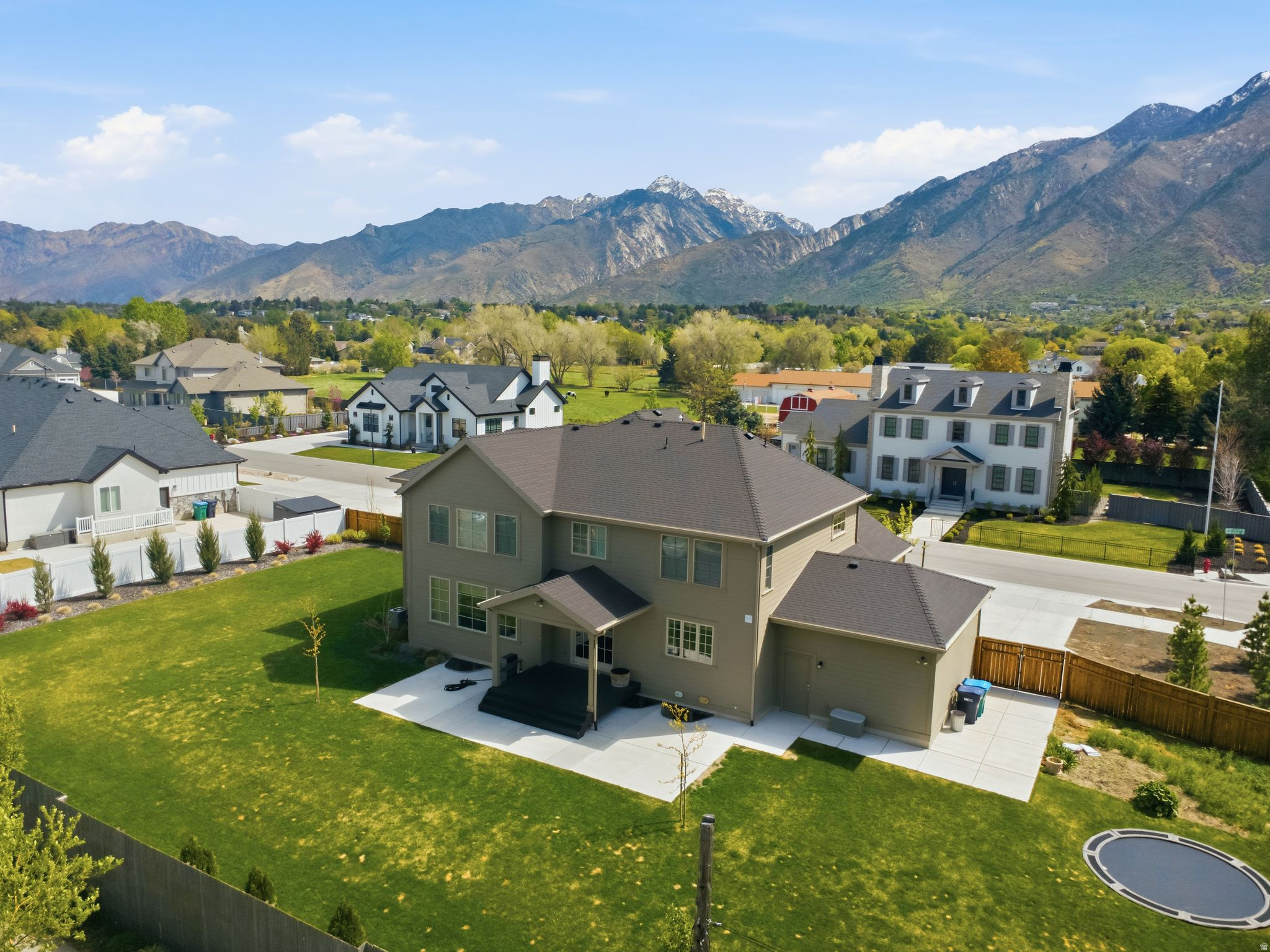 CANYON COVE - Residential