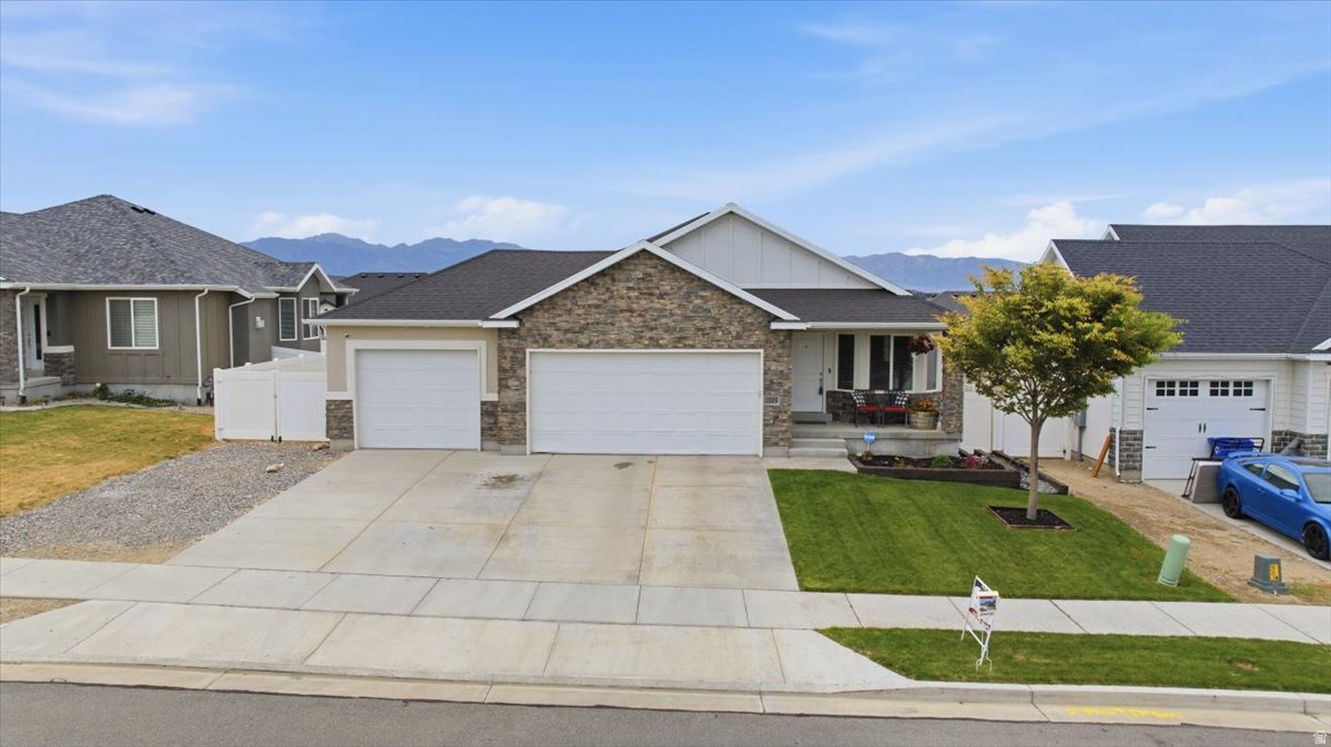 PROVIDENCE AT OVERLAKE SUBDIVISION - Residential