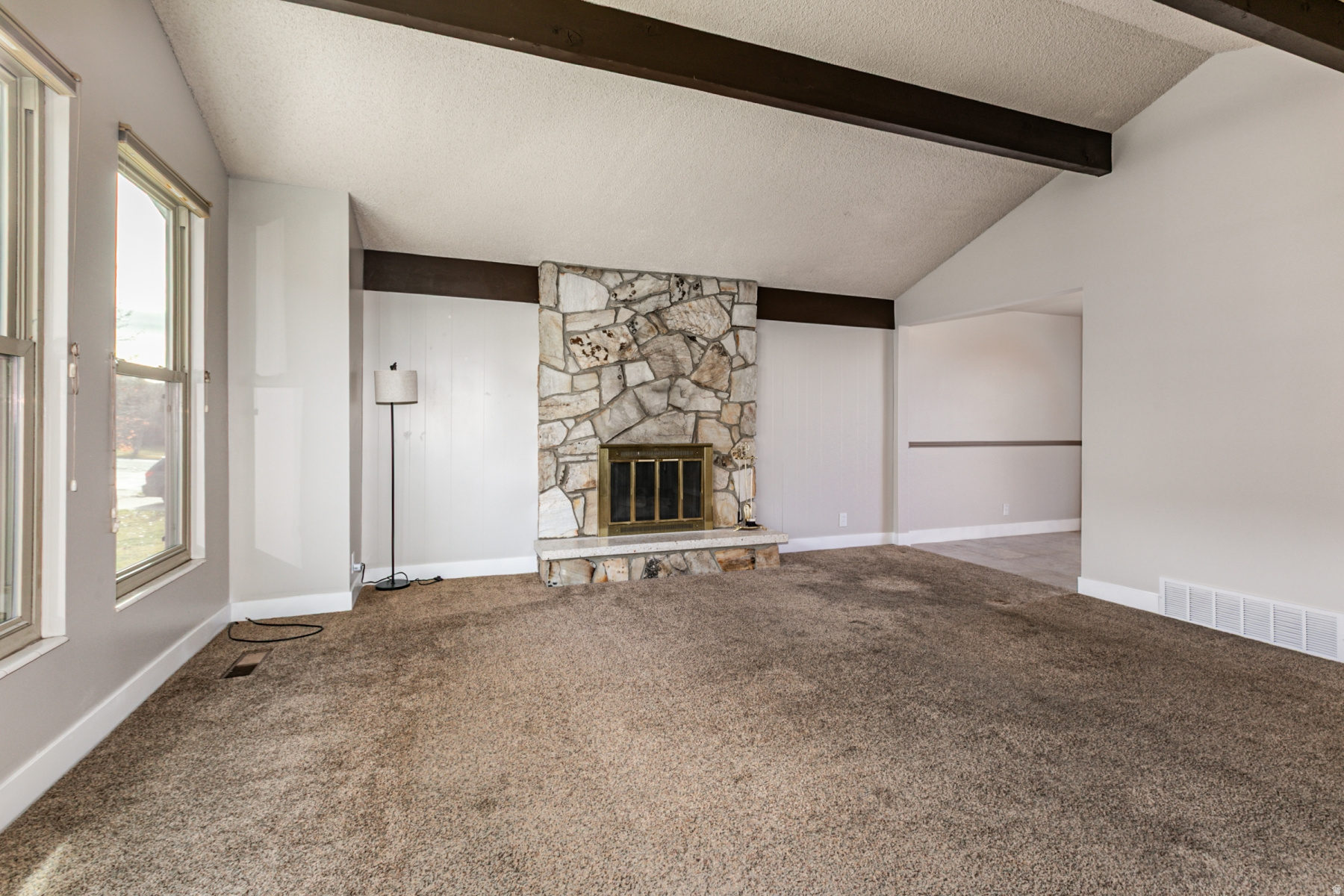 CONTINENTAL ESTATES - Residential