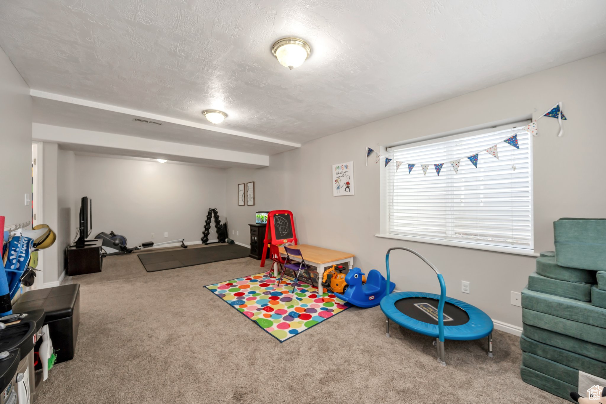 Payson, Utah 84651, United States, 5 Bedrooms Bedrooms, ,2 BathroomsBathrooms,Residential,Pending,116695