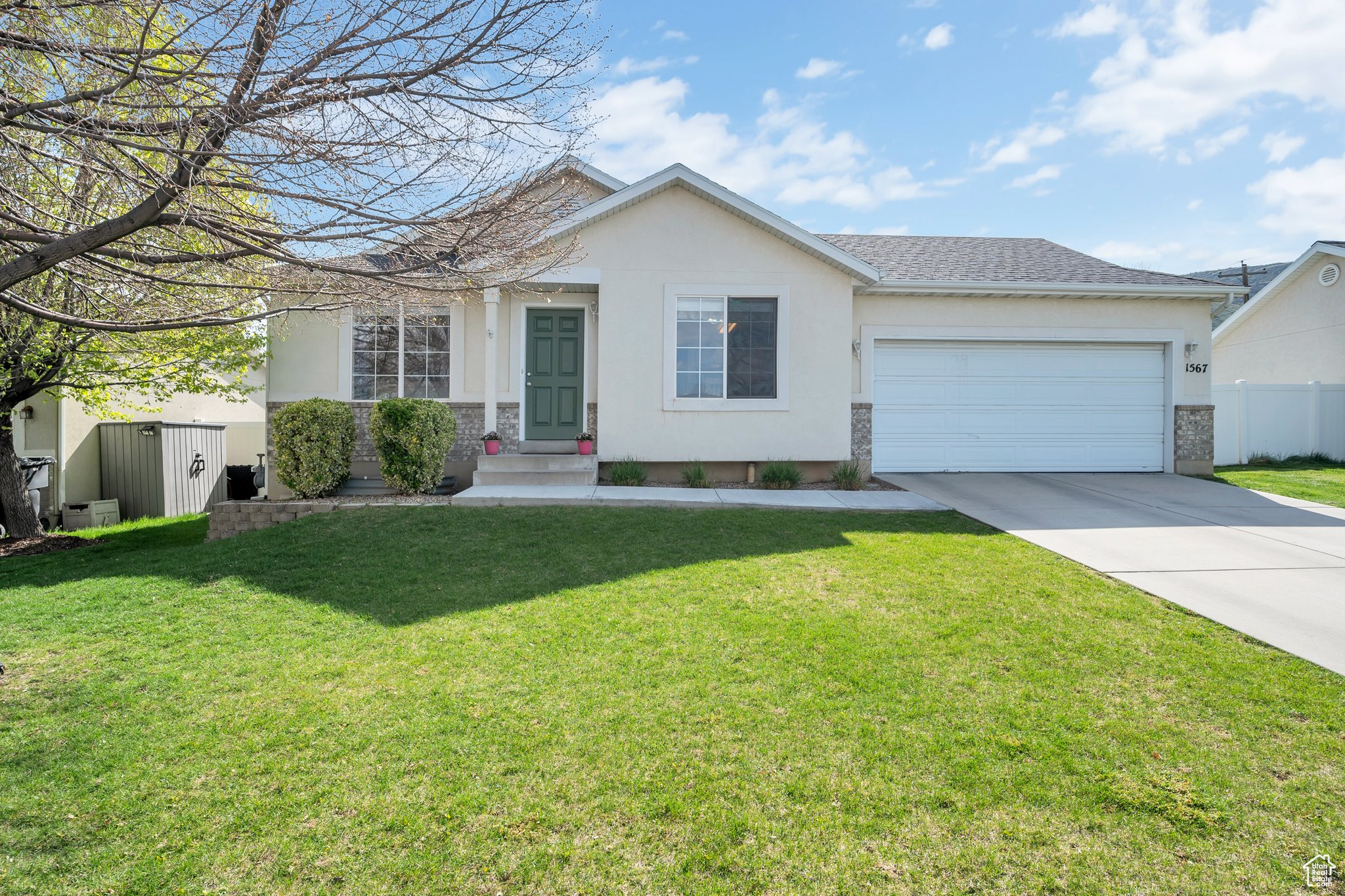 Payson, Utah 84651, United States, 5 Bedrooms Bedrooms, ,2 BathroomsBathrooms,Residential,Pending,116695