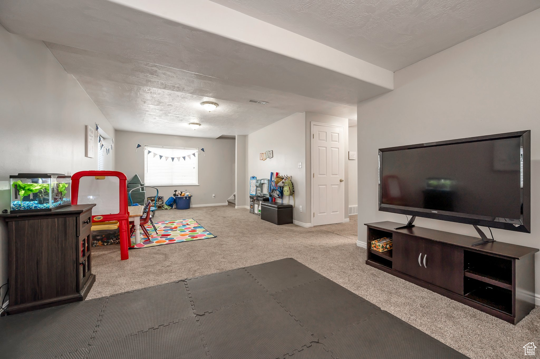 Payson, Utah 84651, United States, 5 Bedrooms Bedrooms, ,2 BathroomsBathrooms,Residential,Pending,116695