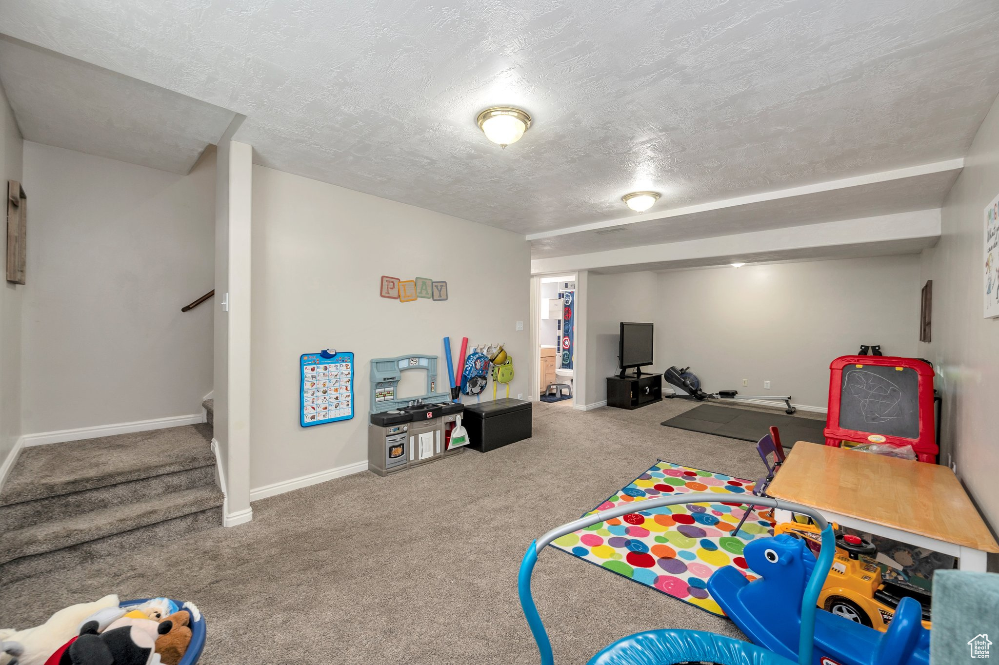 Payson, Utah 84651, United States, 5 Bedrooms Bedrooms, ,2 BathroomsBathrooms,Residential,Pending,116695