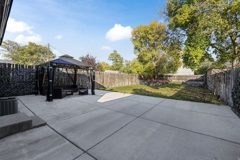 Tiny photo for 2347 S GREEN ST, Salt Lake City, UT 84106 (MLS # 2121109)
