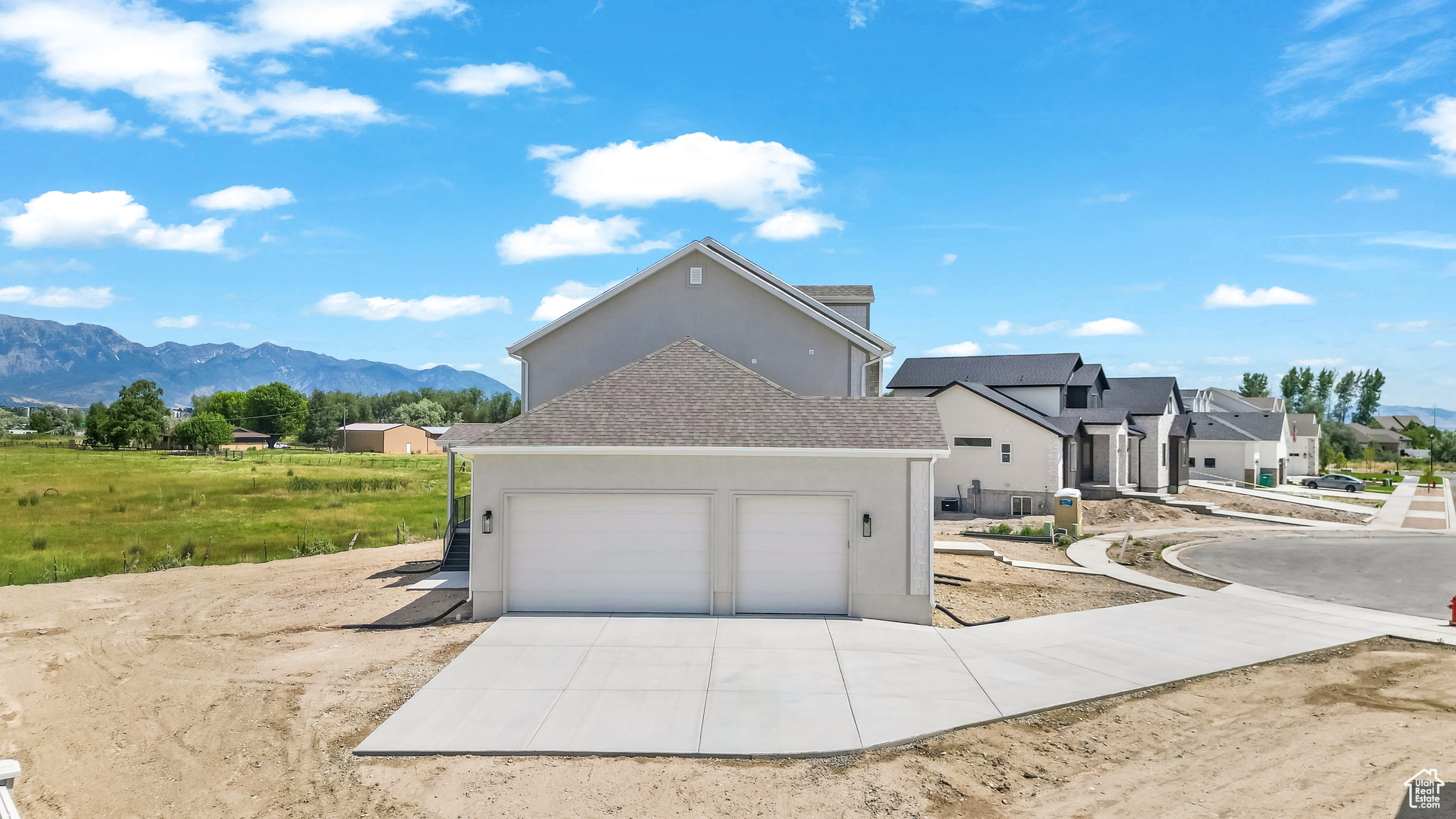 MADISON MEADOWS - Residential