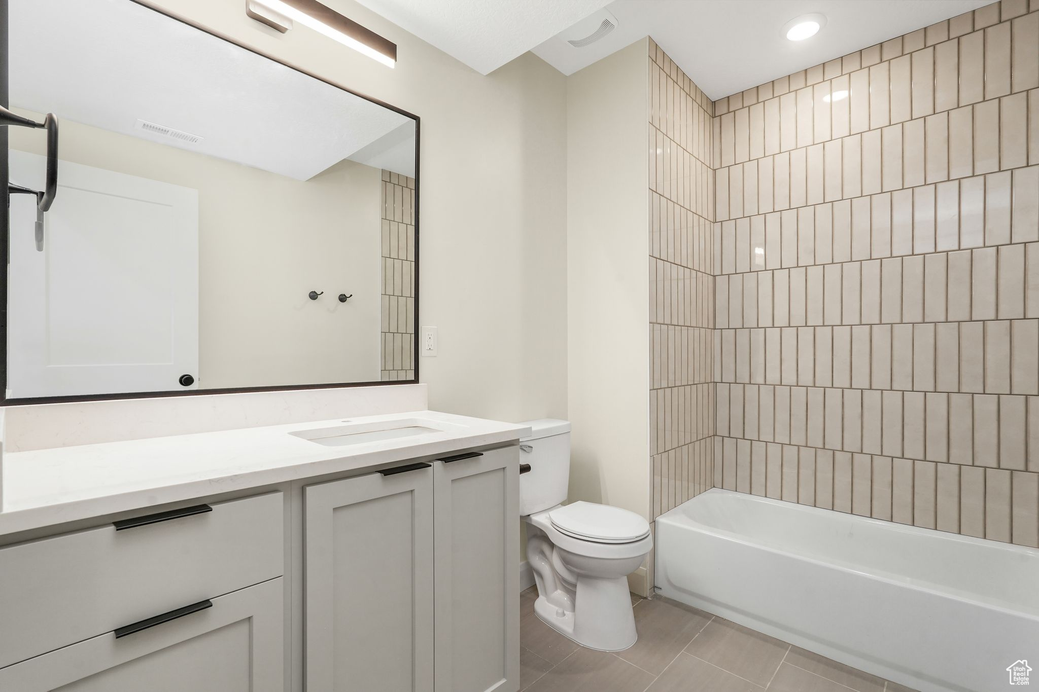 MADISON MEADOWS - Residential