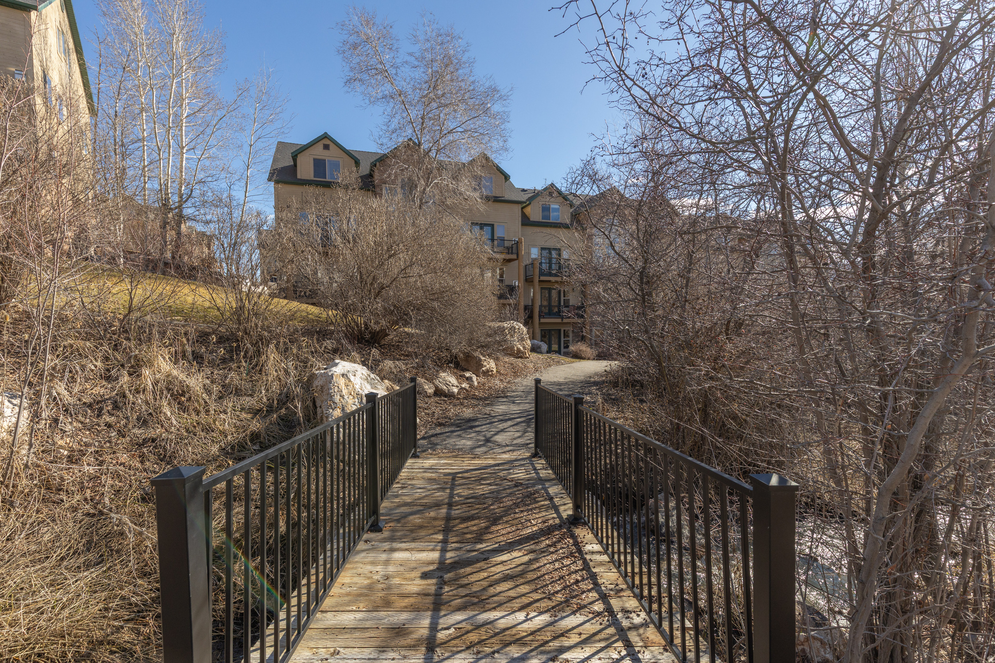 MOOSE HOLLOW - Residential