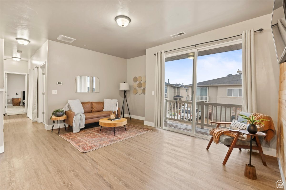 6627 W Blue Iris Dr, West Jordan, Utah image 2