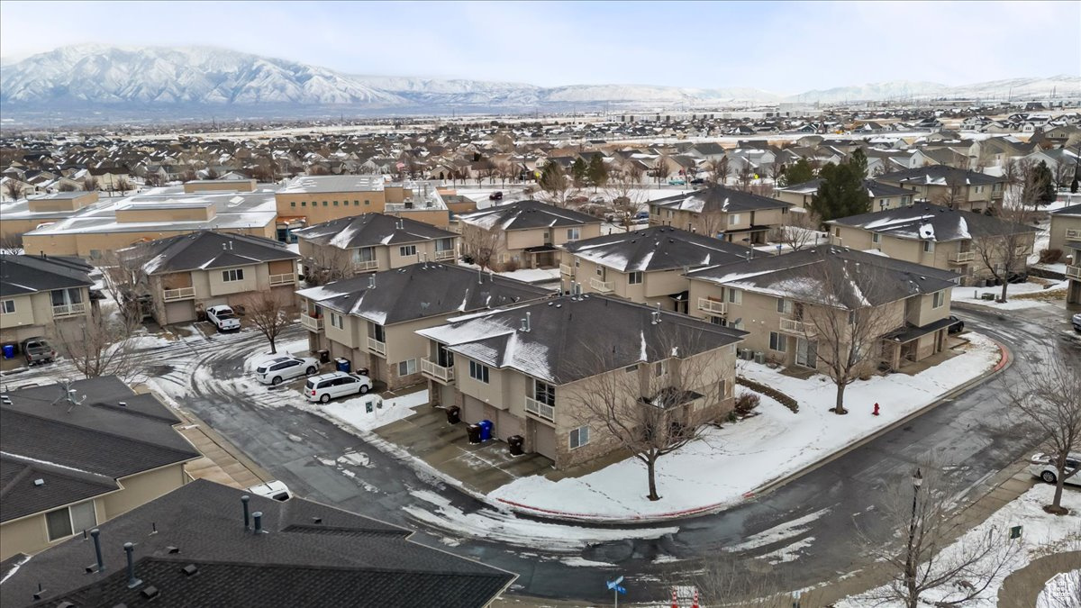 6627 W Blue Iris Dr, West Jordan, Utah image 20