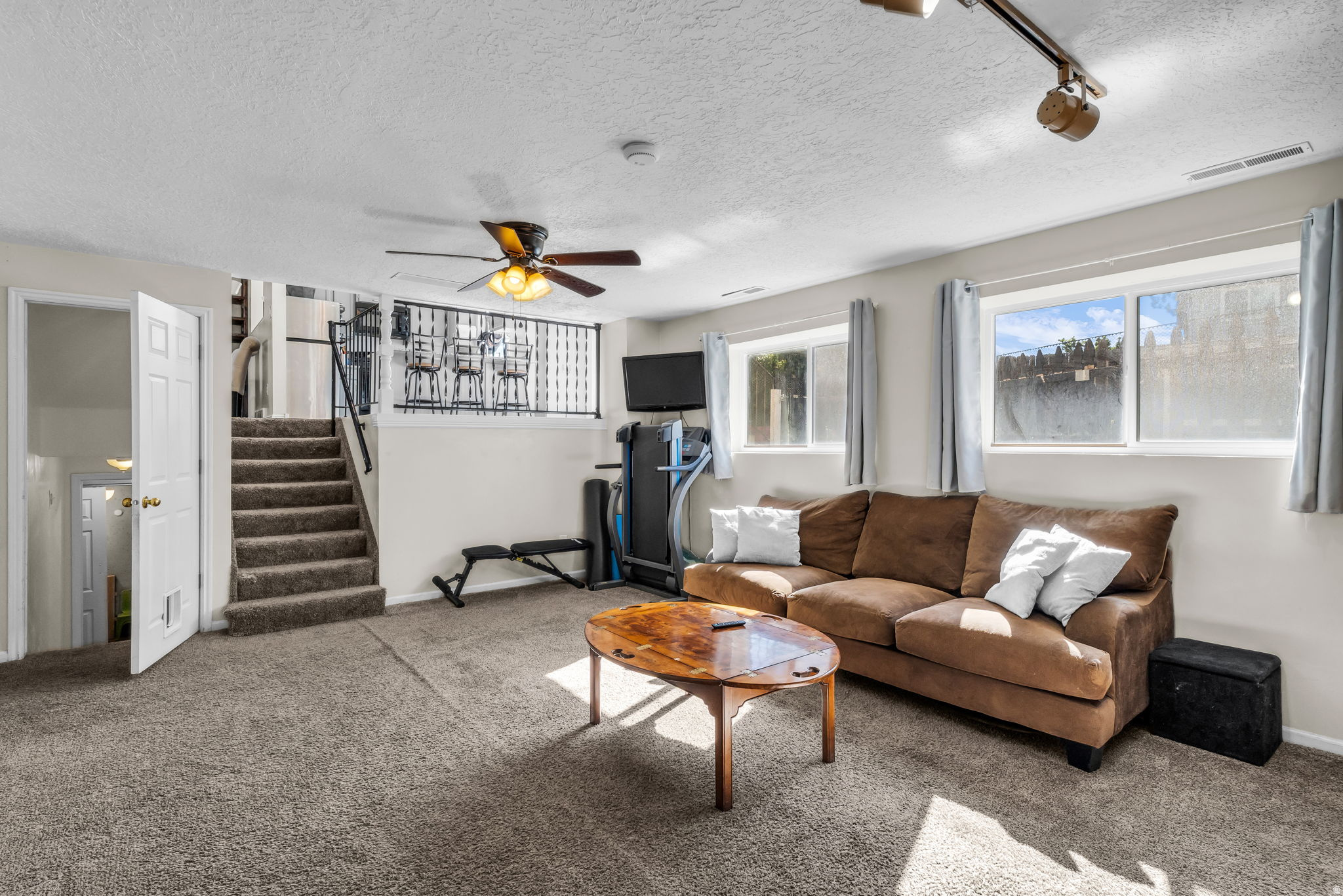 OQUIRRH SHADOWS - Residential