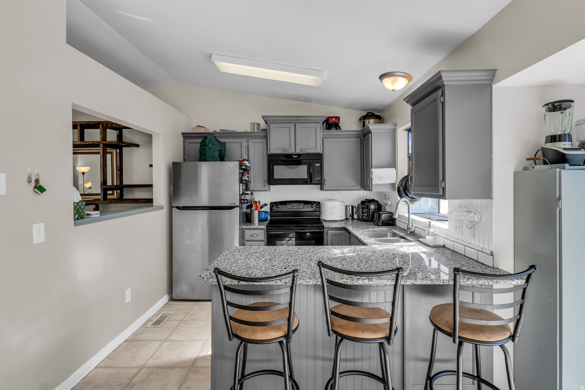 OQUIRRH SHADOWS - Residential