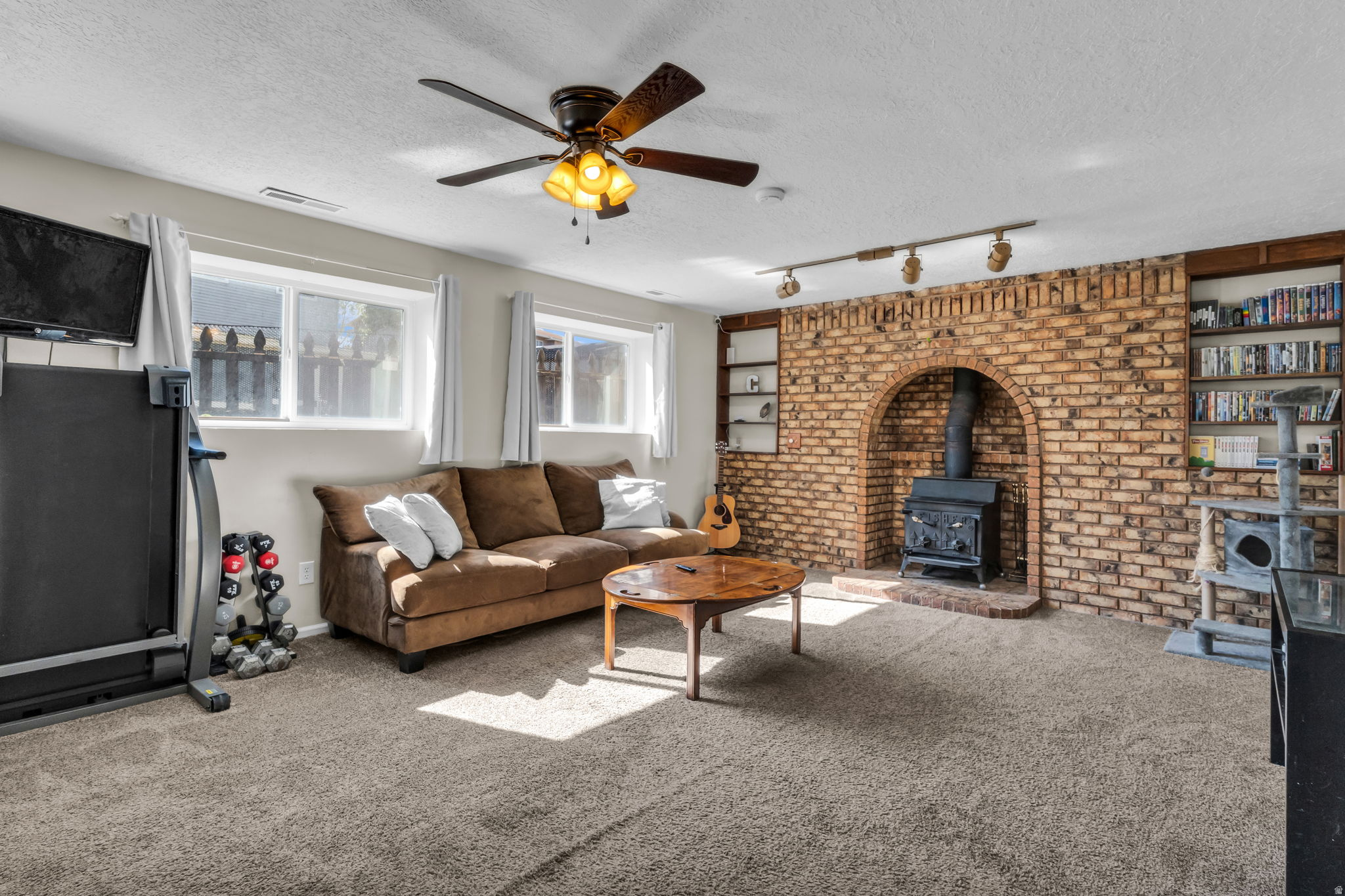 OQUIRRH SHADOWS - Residential