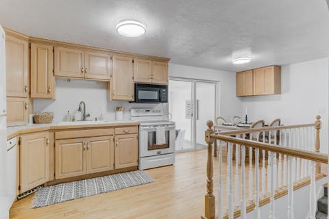 Tiny photo for 325 S 900 E, Kaysville, UT 84037 (MLS # 2179926)