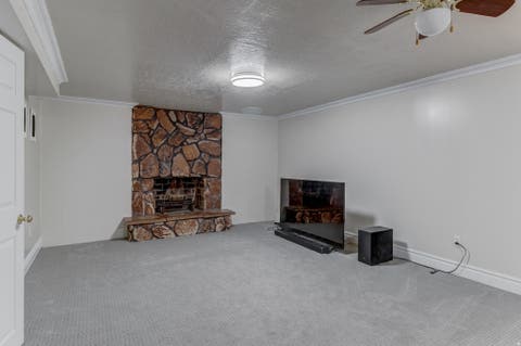 Tiny photo for 325 S 900 E, Kaysville, UT 84037 (MLS # 2179926)