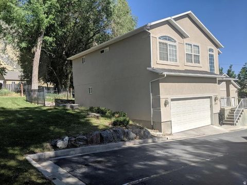 Tiny photo for 1297 S 1540 E, Provo, UT 84606 (MLS # 2155104)