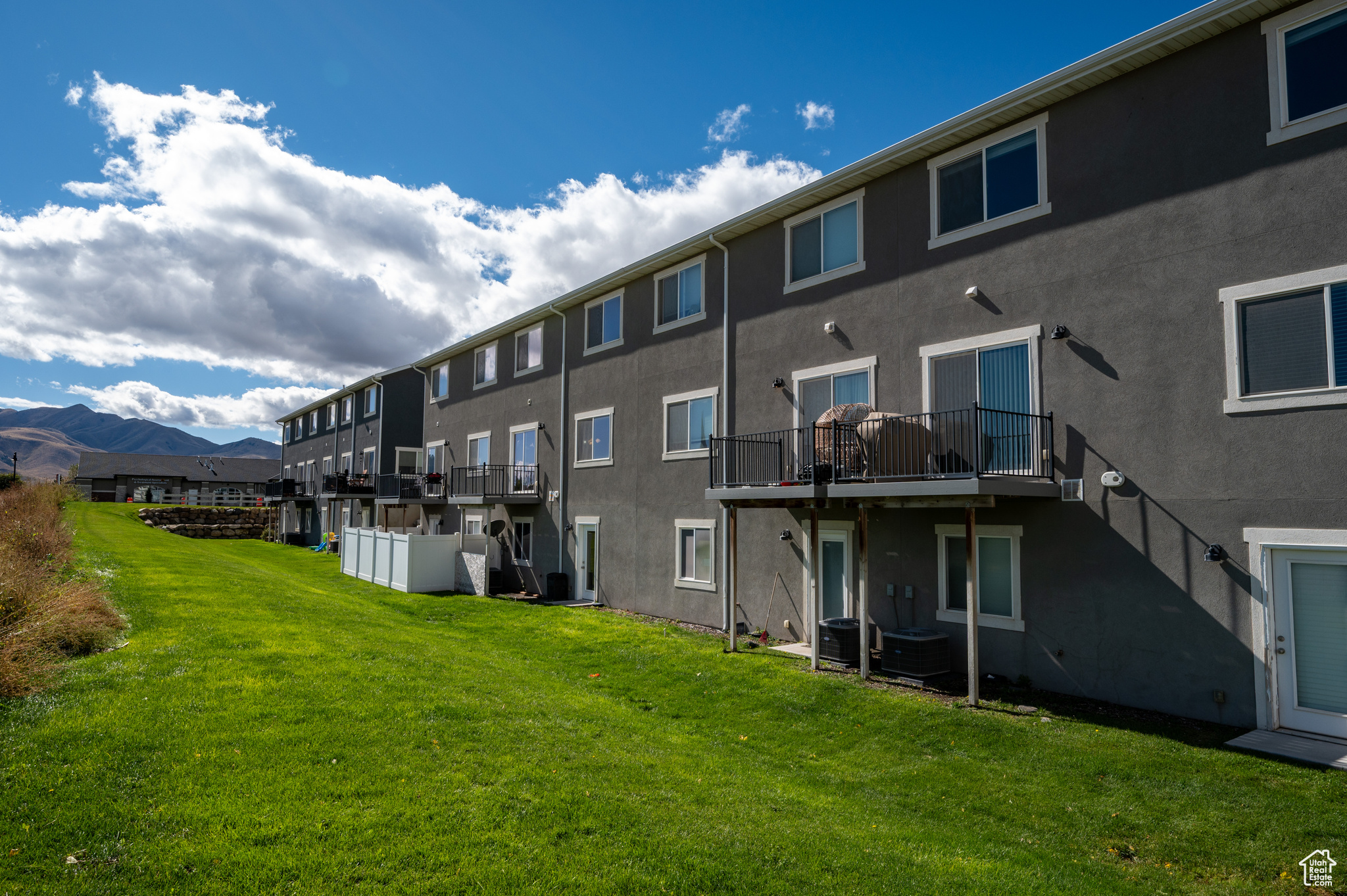 PONY EXPRESS - Residential