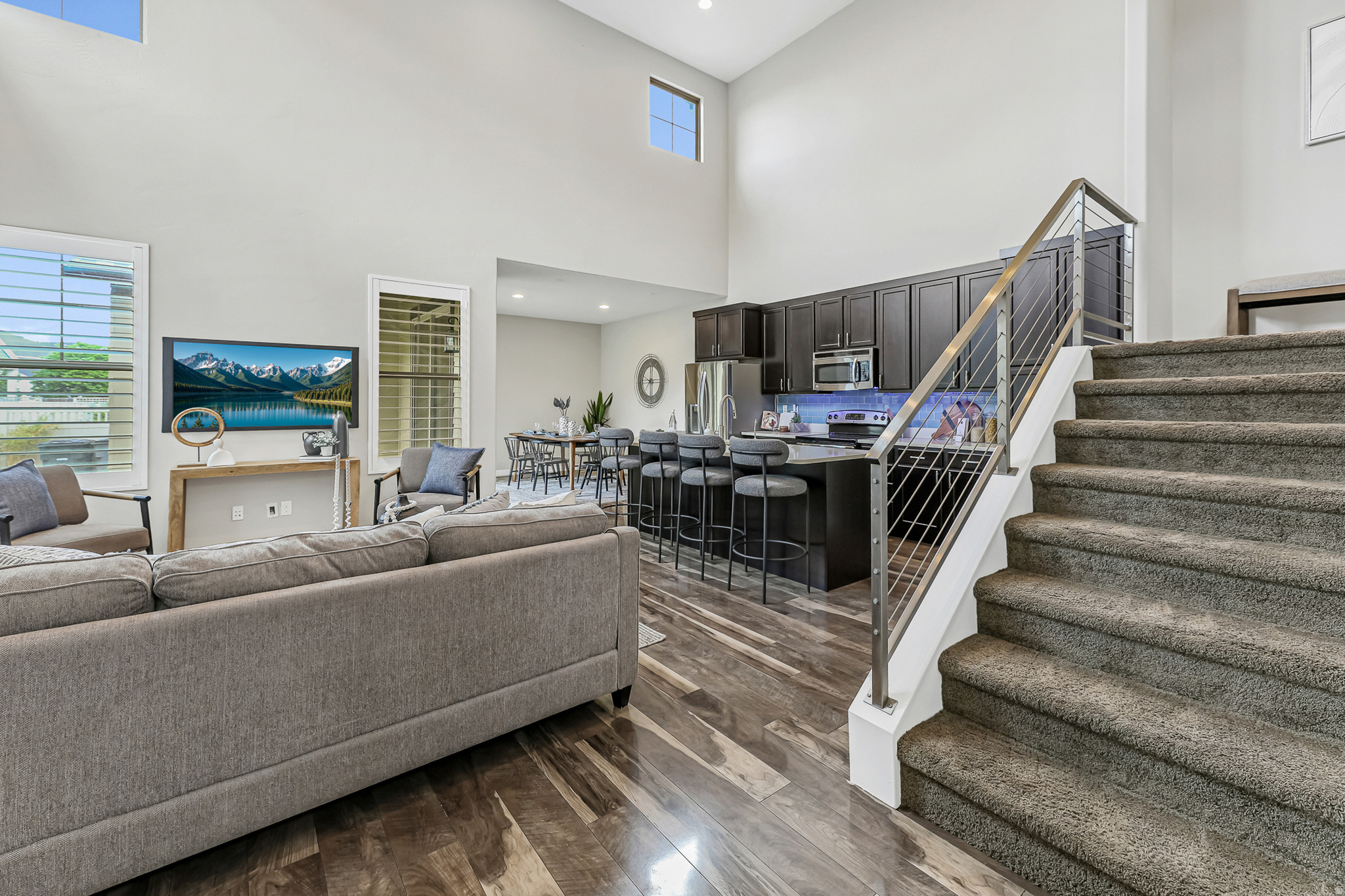 DAYBREAK - Residential