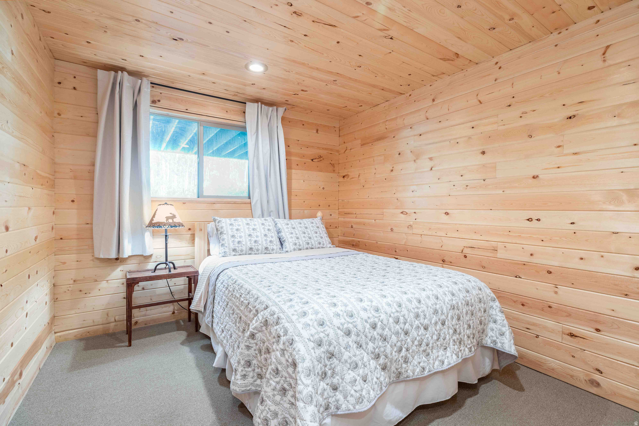 MEADOW VIEW RANCH - Residential Lease