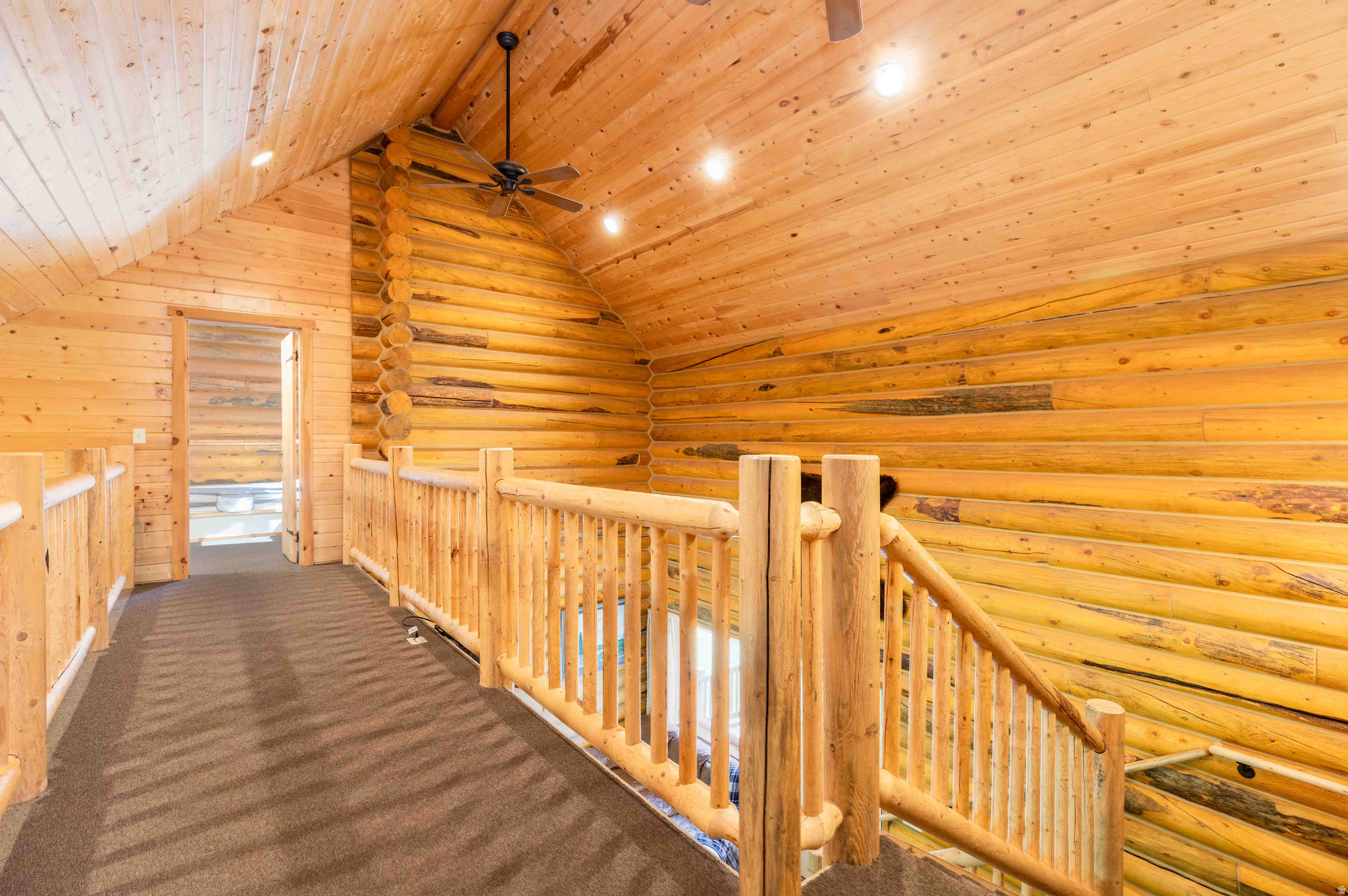 MEADOW VIEW RANCH - Residential Lease