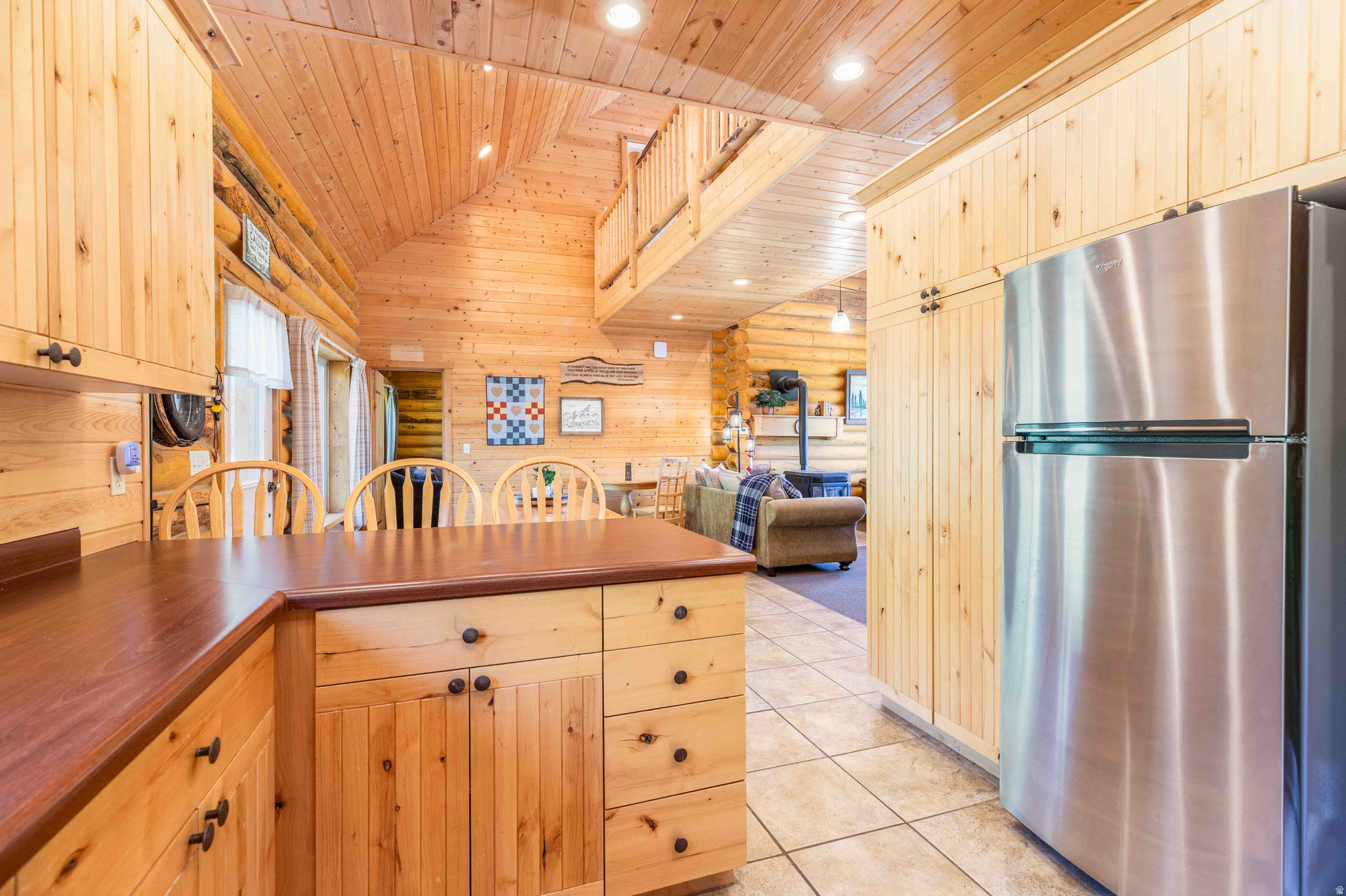 MEADOW VIEW RANCH - Residential Lease