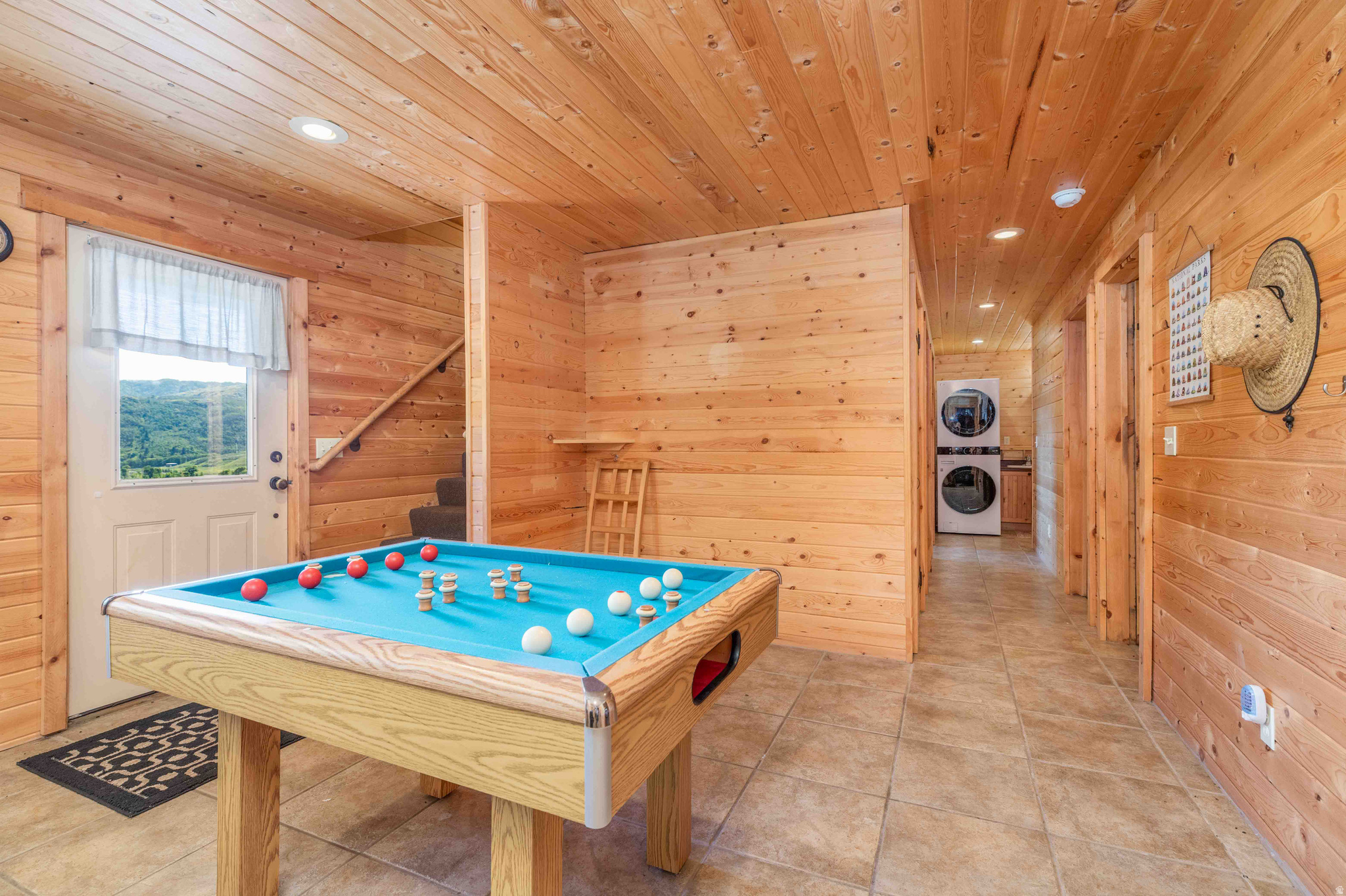 MEADOW VIEW RANCH - Residential Lease