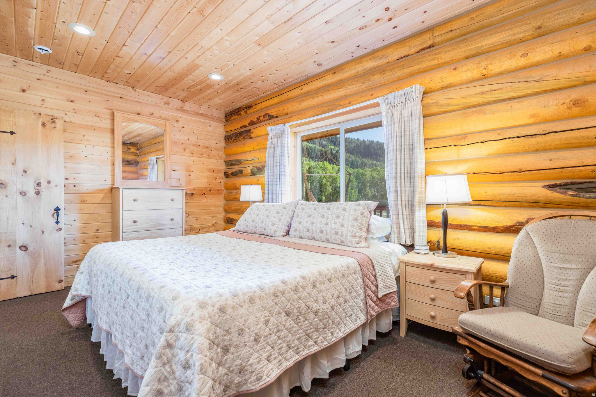 MEADOW VIEW RANCH - Residential Lease