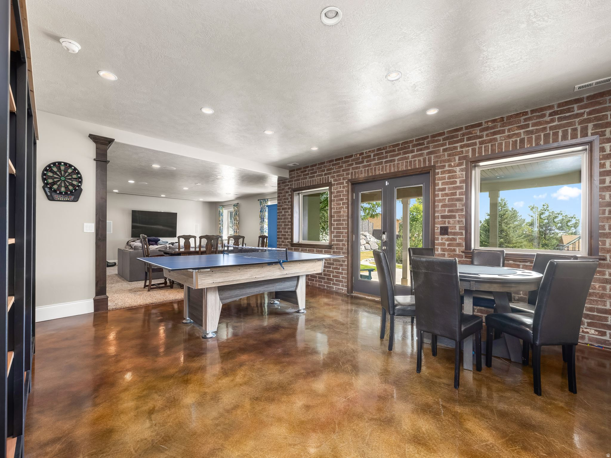 HERITAGE ESTATES AT - Residential