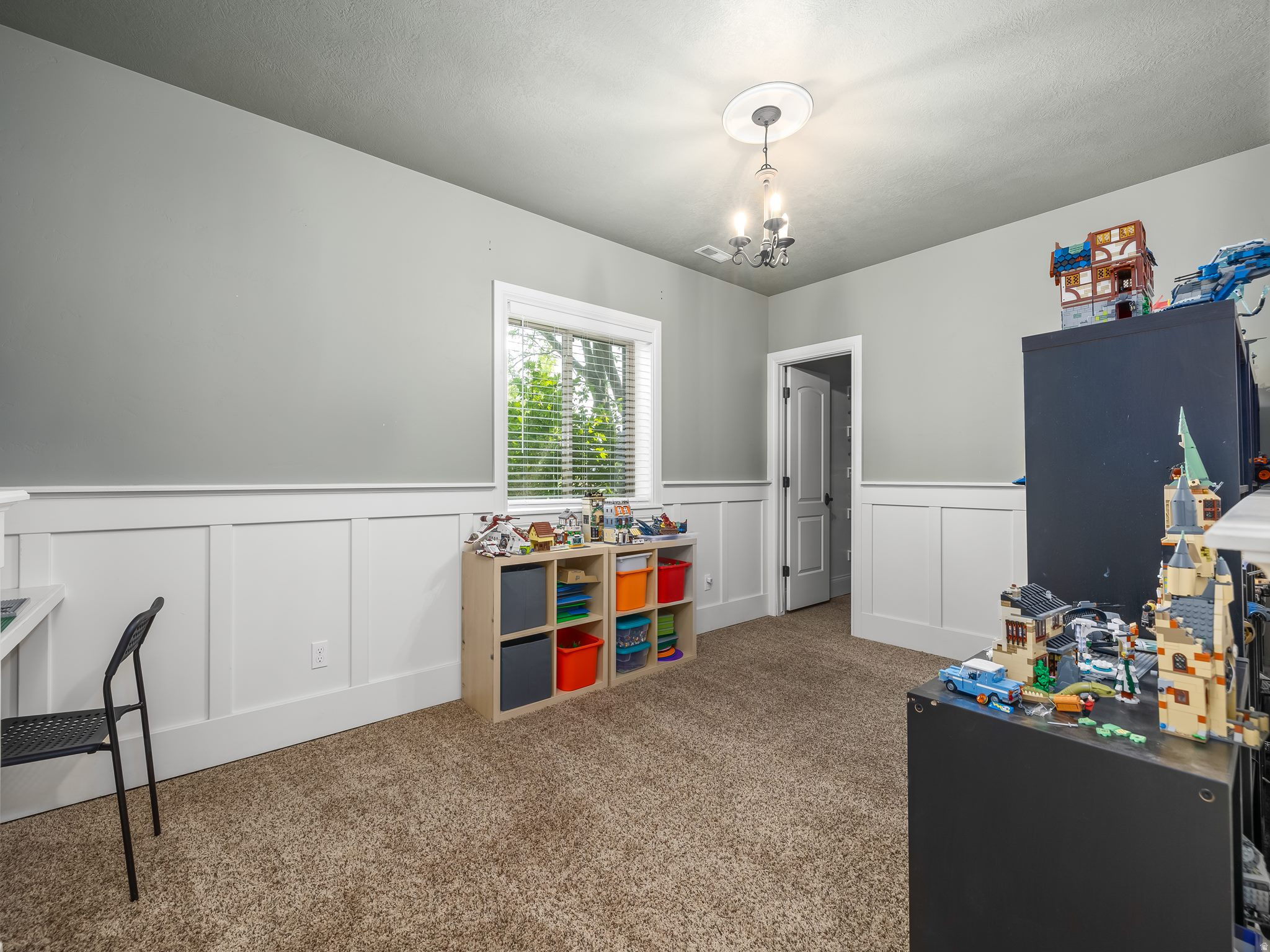 HERITAGE ESTATES AT - Residential